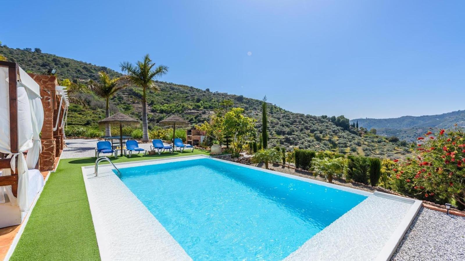 Villa Las Palmeras De Torrox By Ruralidays 外观 照片