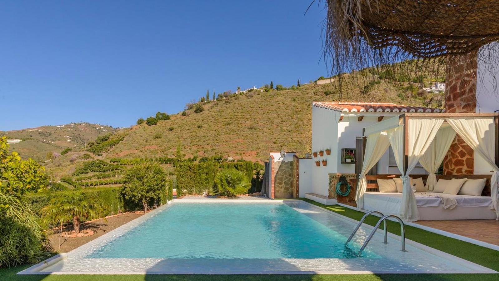 Villa Las Palmeras De Torrox By Ruralidays 外观 照片